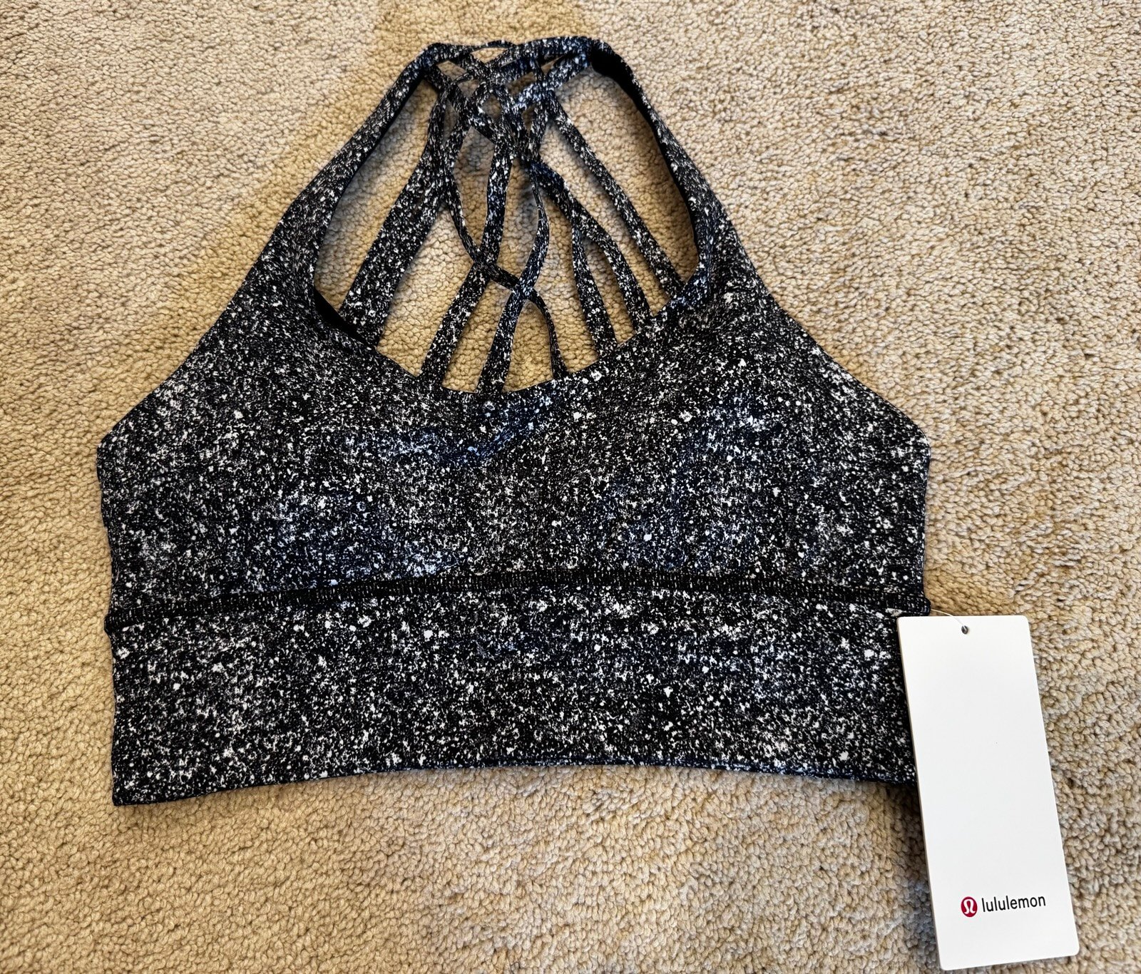 NWT Lululemon Free To Be Moved Bra Size 8 Black White DFSB Strappy Back Yoga