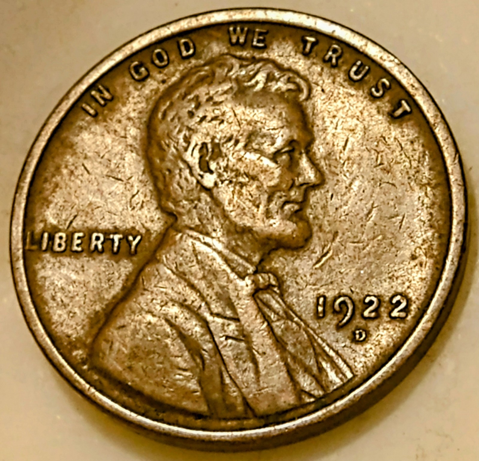 Decent looking Brown 1922d Lincoln Wheat Cent USA Genuine vintage 102 years old