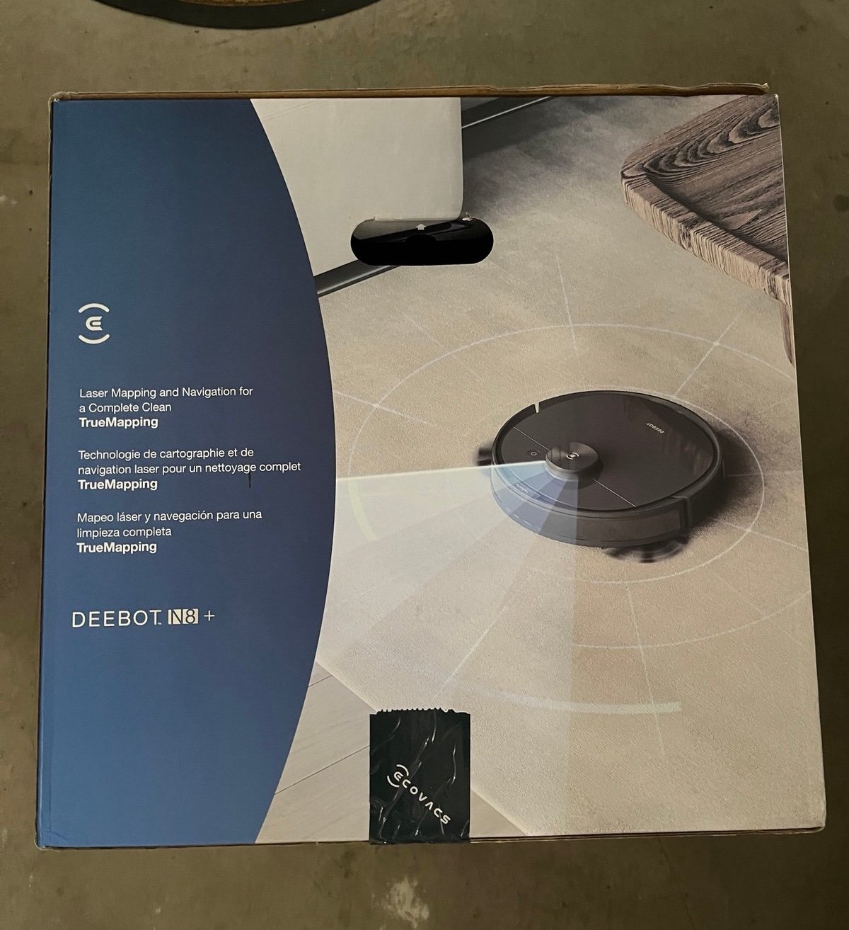 Ecovac N8+ self empty vac and mop - detail