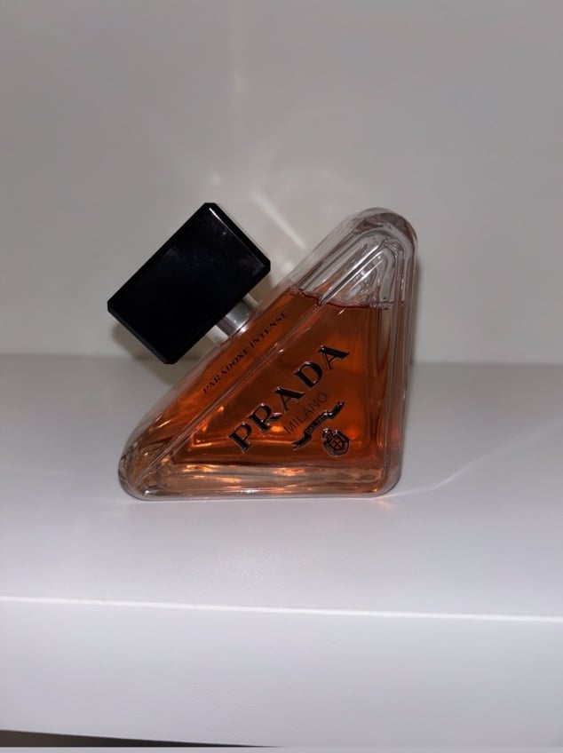 3oz Prada paradoxe intense eau parfum (185.00 new)