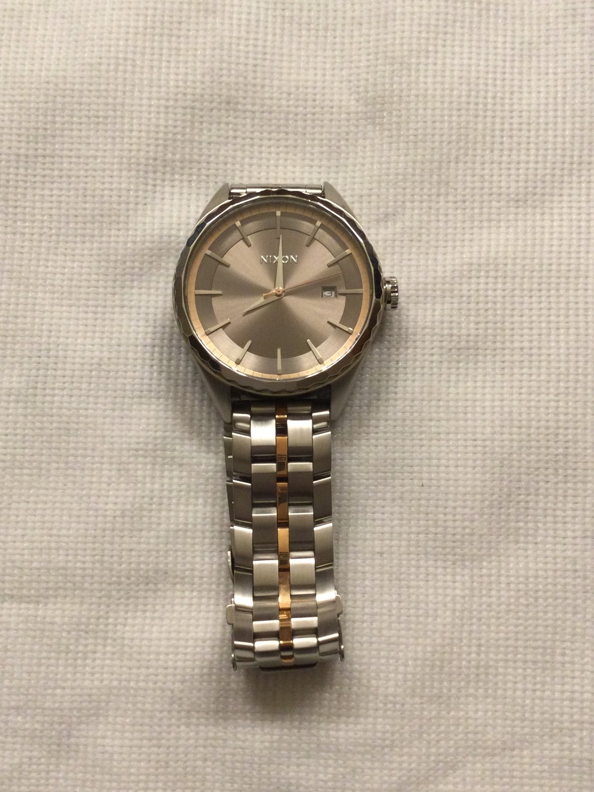 Nixon Watch