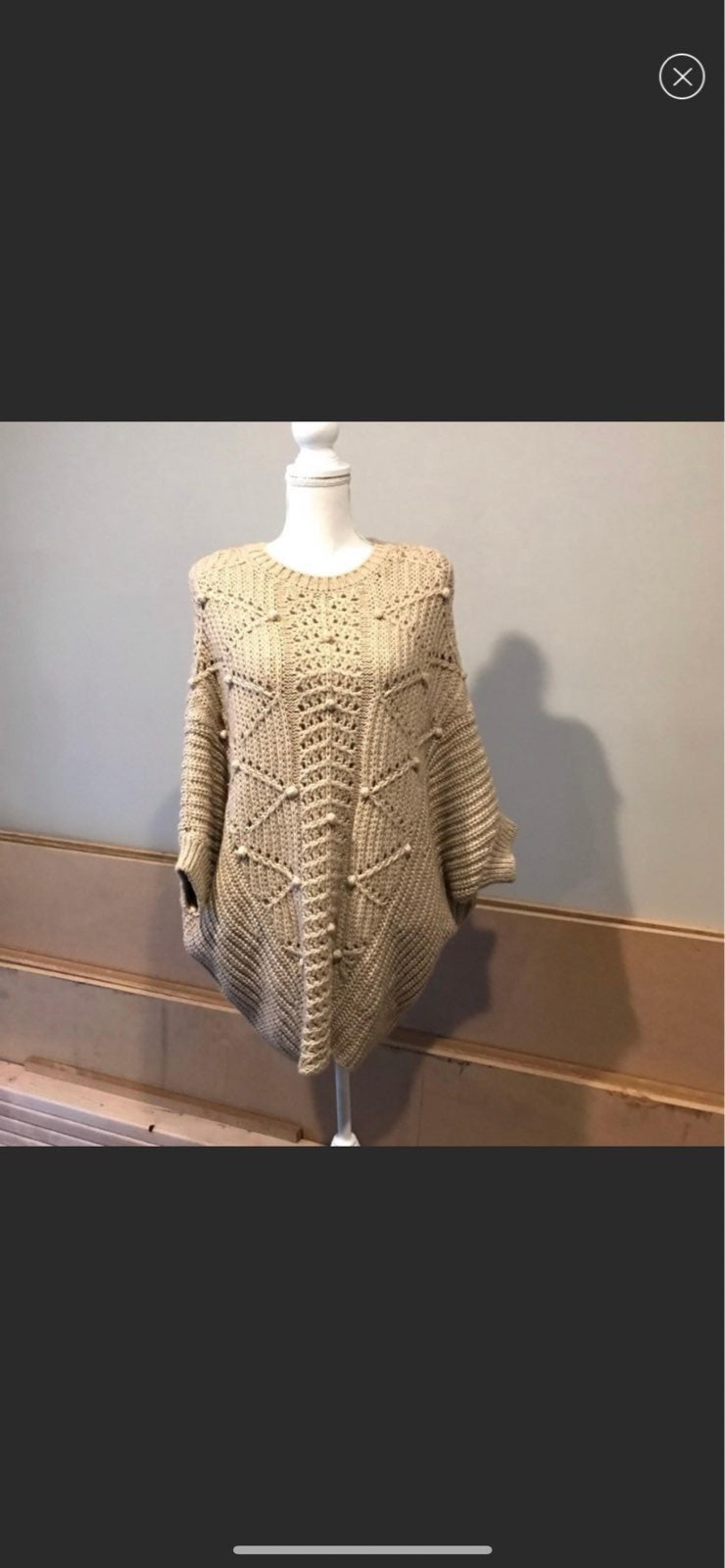 VS chunky poncho sweater