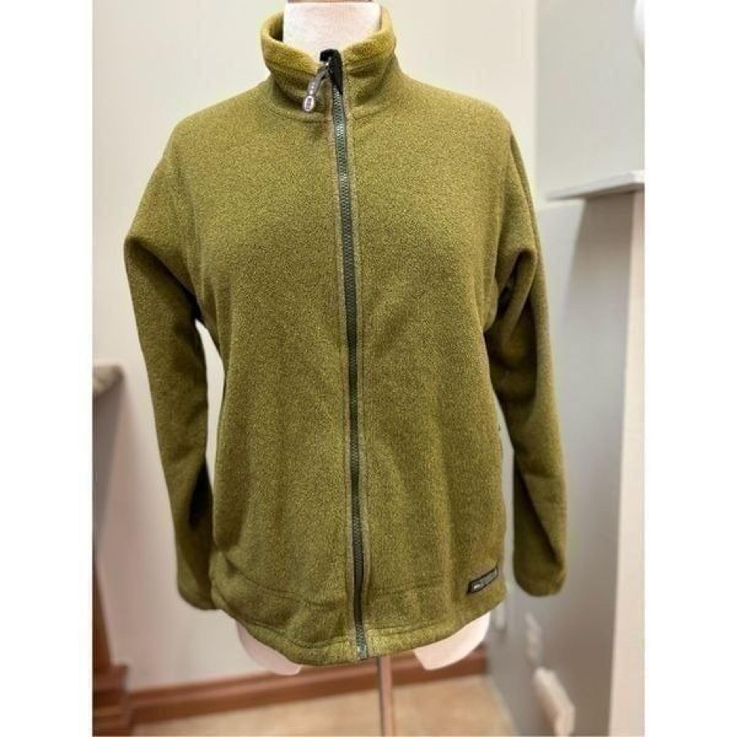 REI. L chartreuse green zip front fleece unisex jacket w- zippered pockets