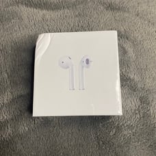 Apple AirPods (1st generation)