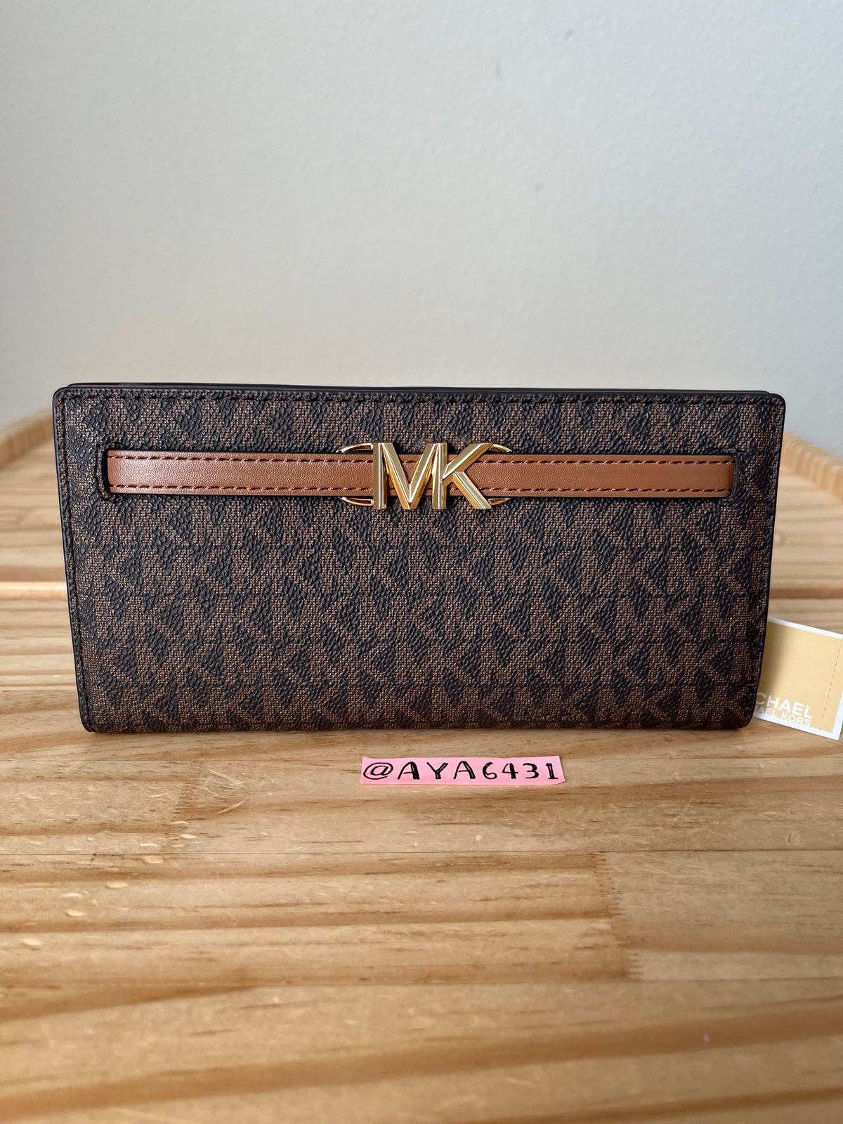 Michael Kors Reed large snap wallet