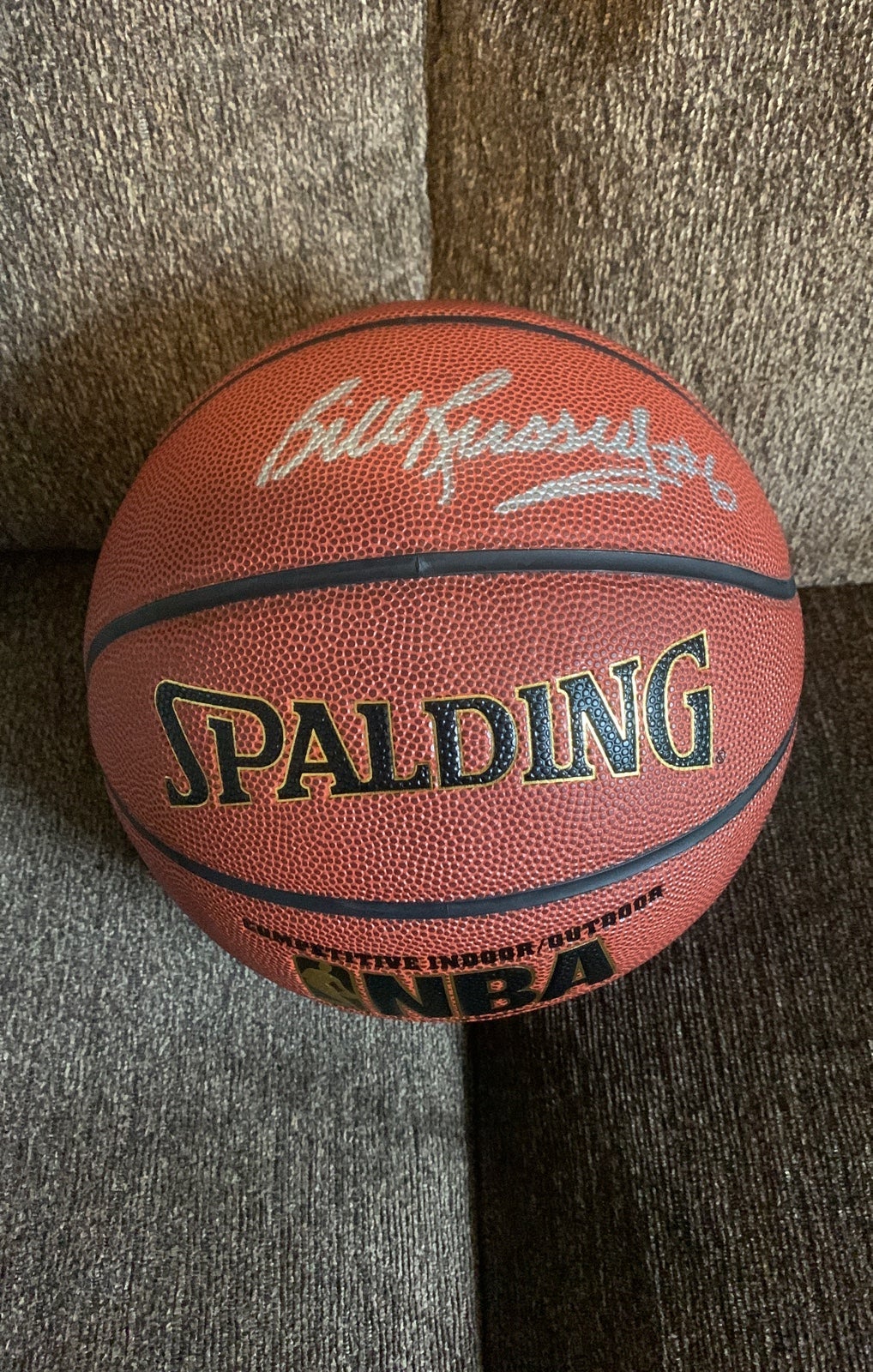 Bill Russell Hand Signed Spalding Basketball Celtics