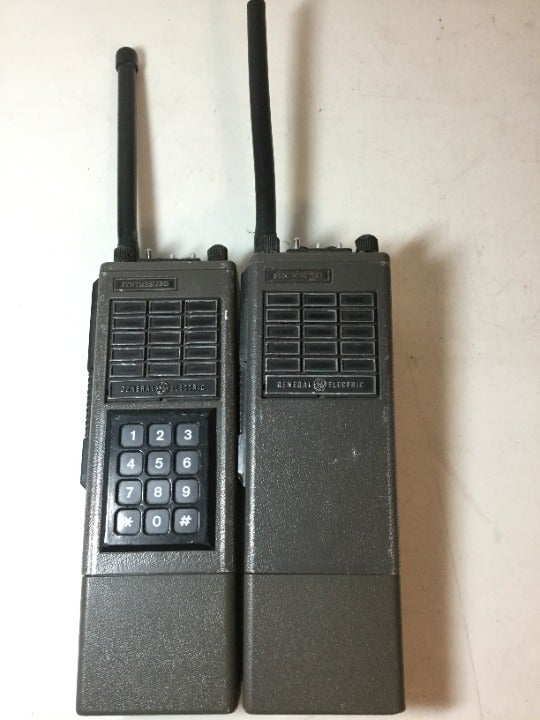 2x - VTG GE Synthesized Ptble UHF Radios