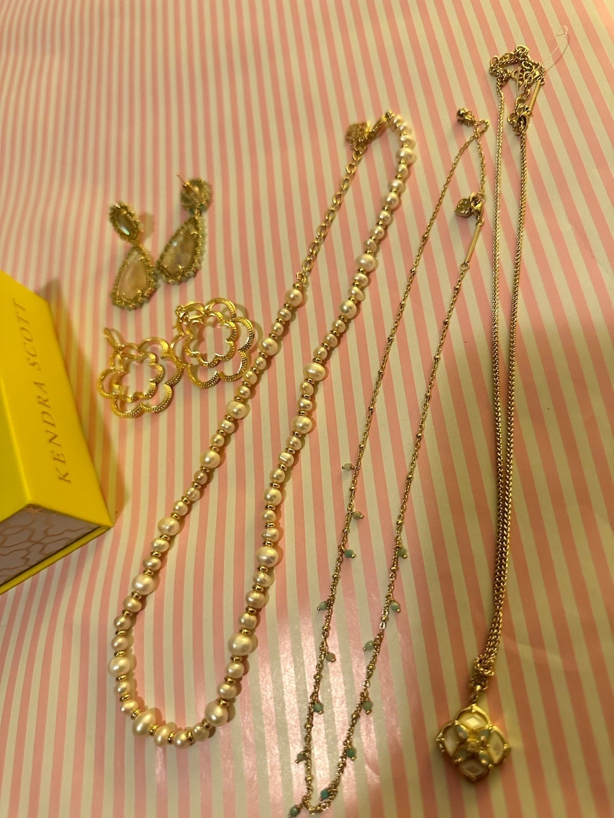 Kendra scott 3 Necklaces and 3 pairs of earrings