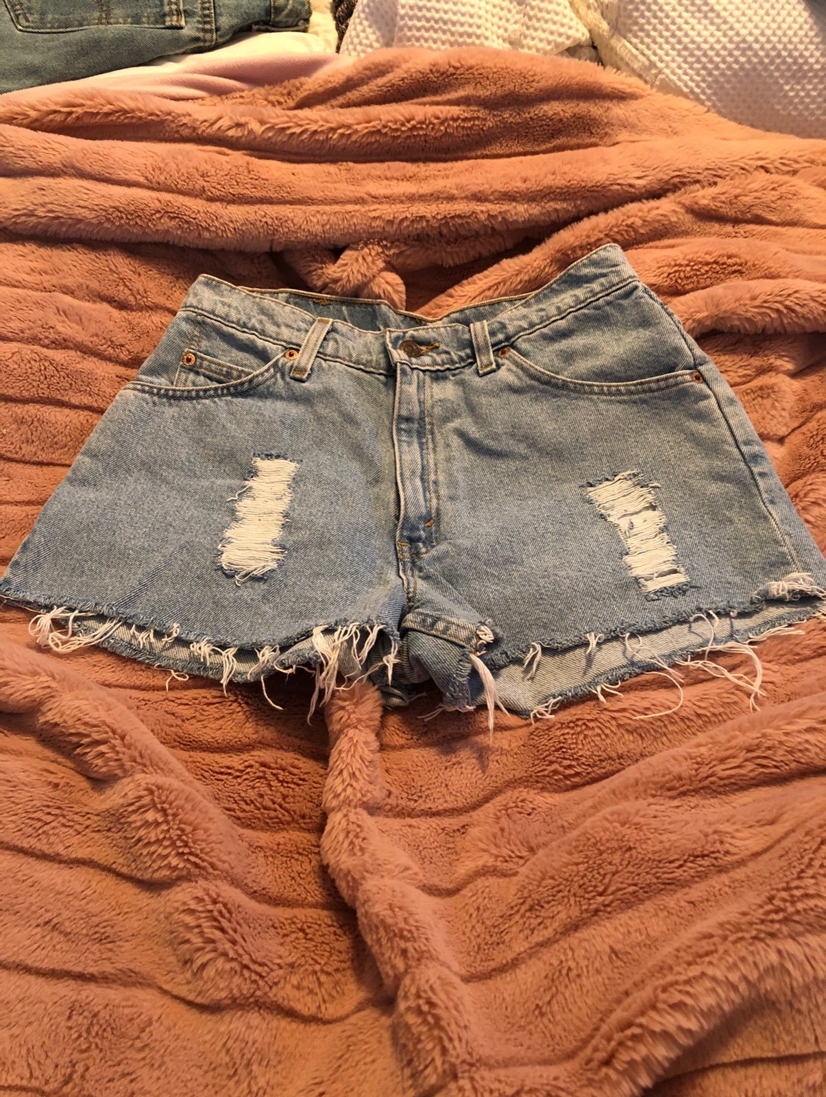 vintage levi's jean shorts