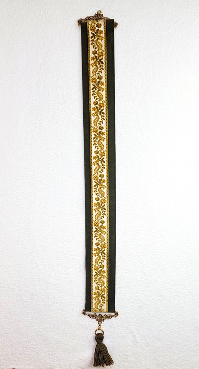 1970s Brass Hardware Floral Tapestry Velvet 64 Inches Long Classic Bell Pull