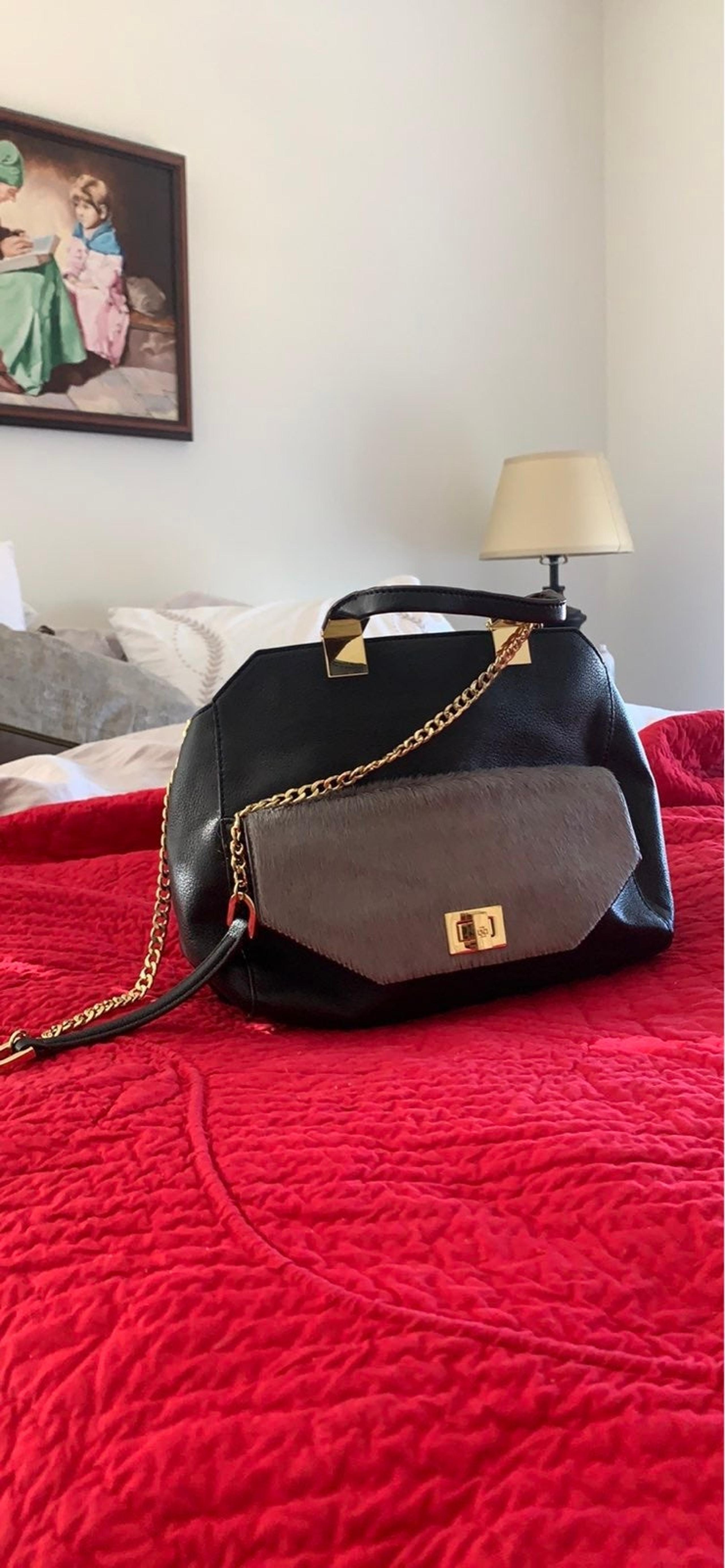 ANN TAYLOR SATCHEL