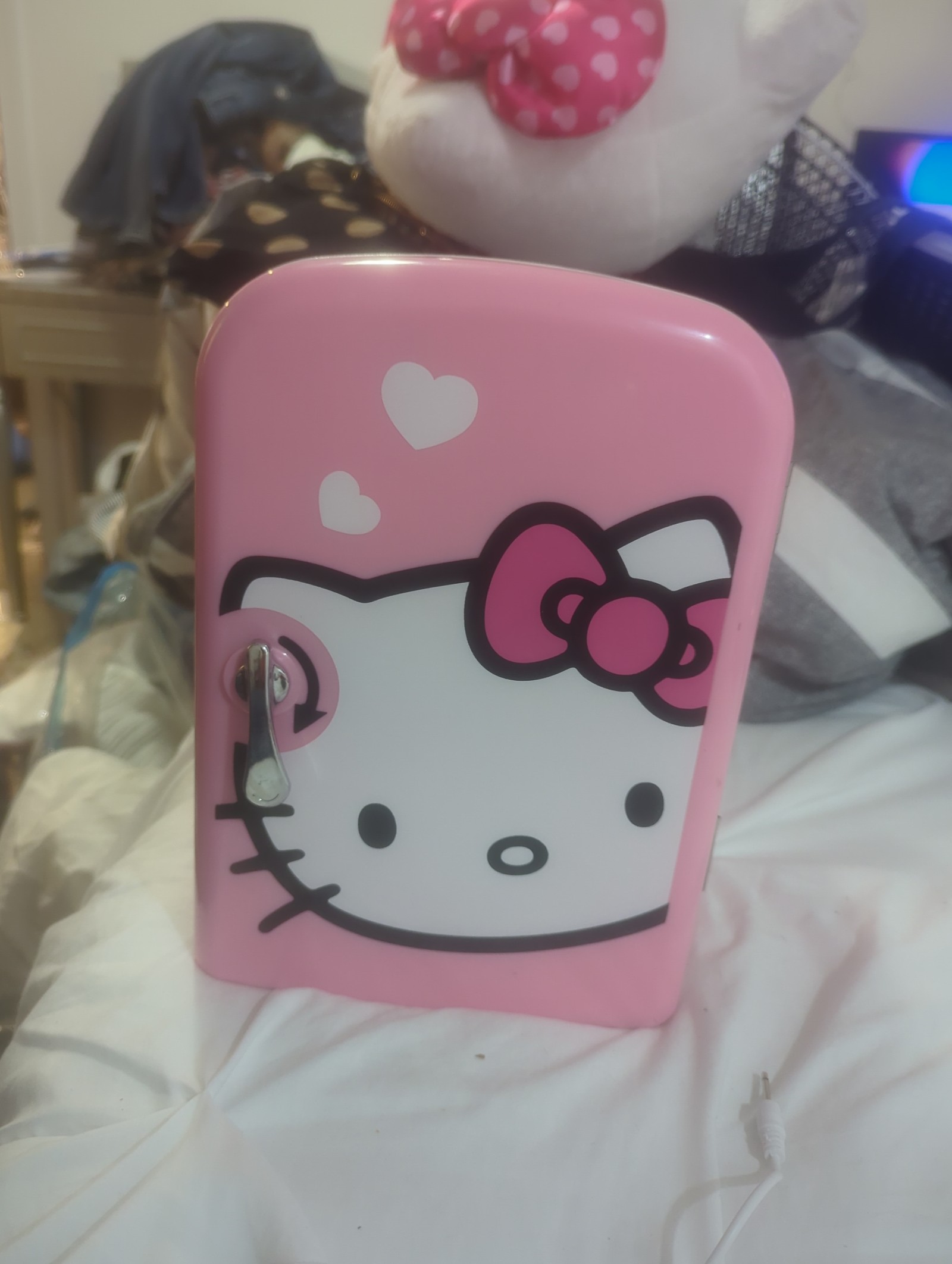 Hello Kitty Cold/Hot Mini Frig