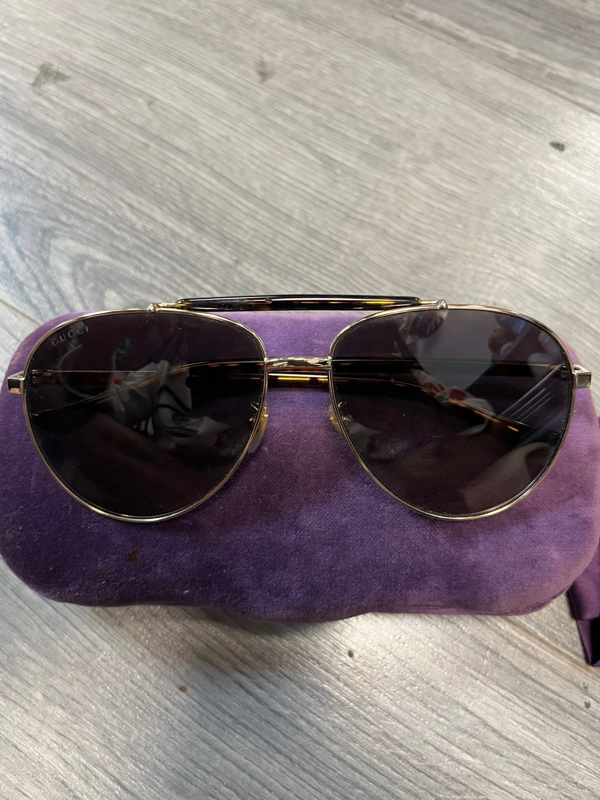 Gucci pilot shades
