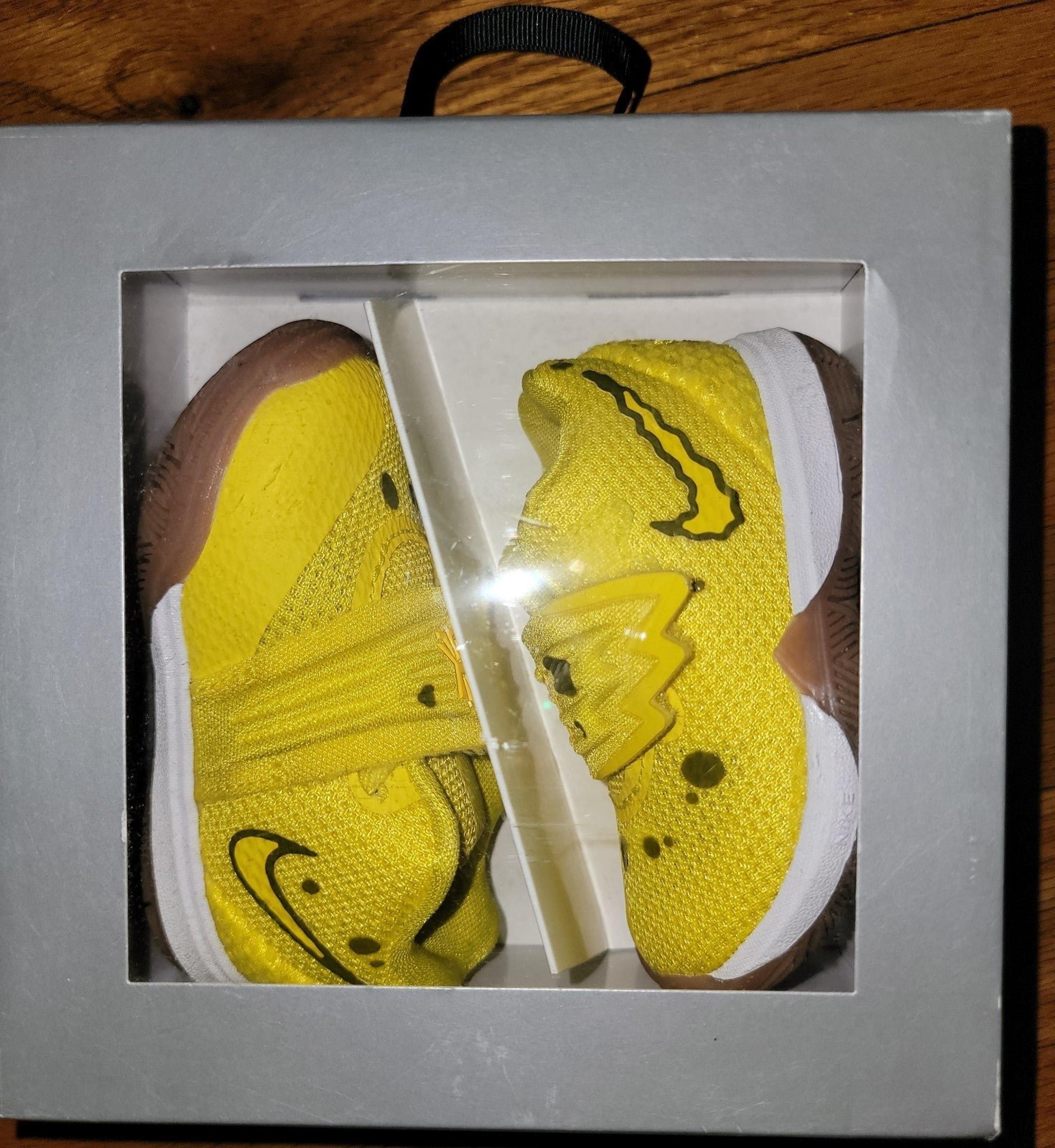 Nike Kyrie 5 SpongeBob SquarePants baby shoes size 3c