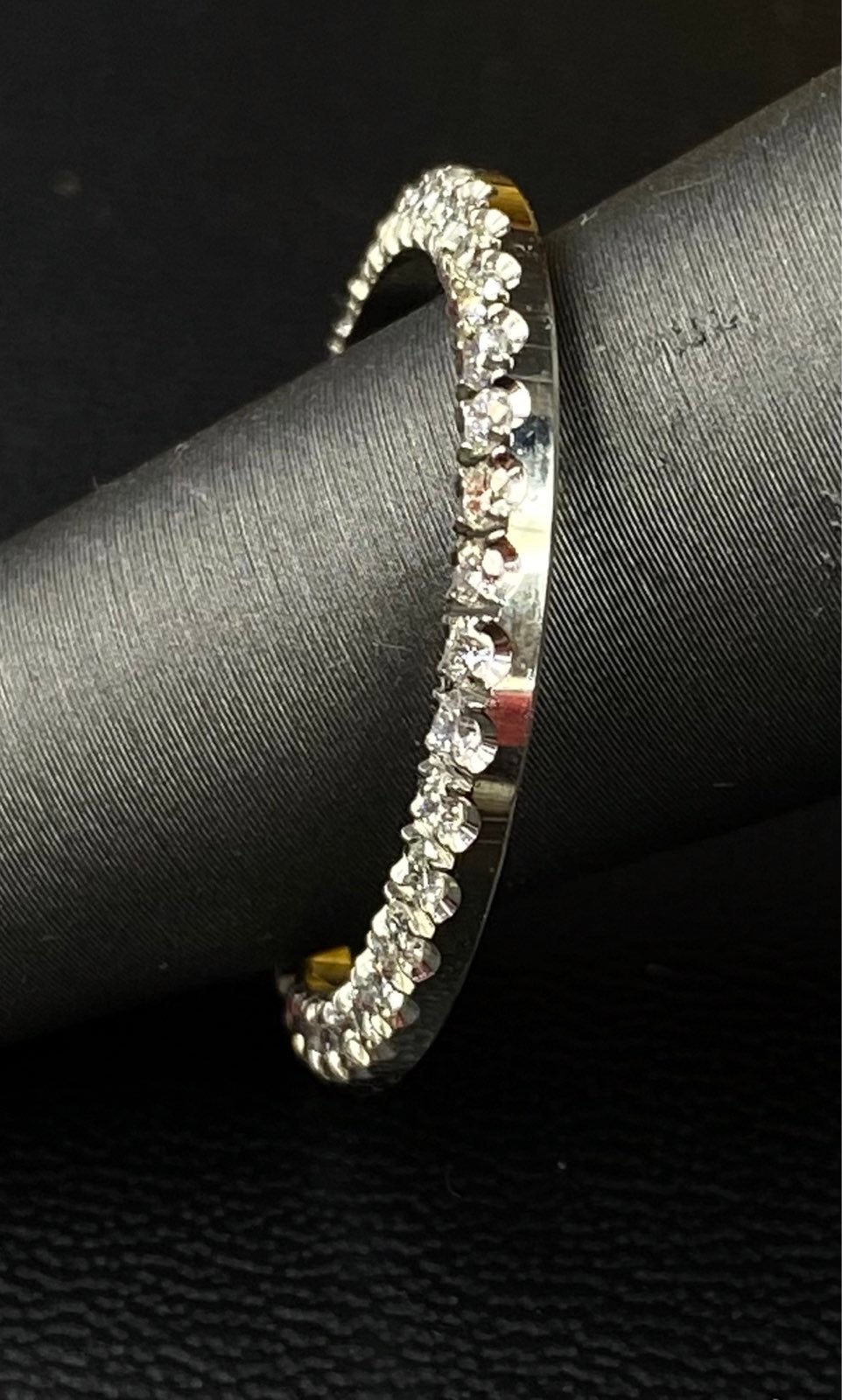 Diamond bezel
