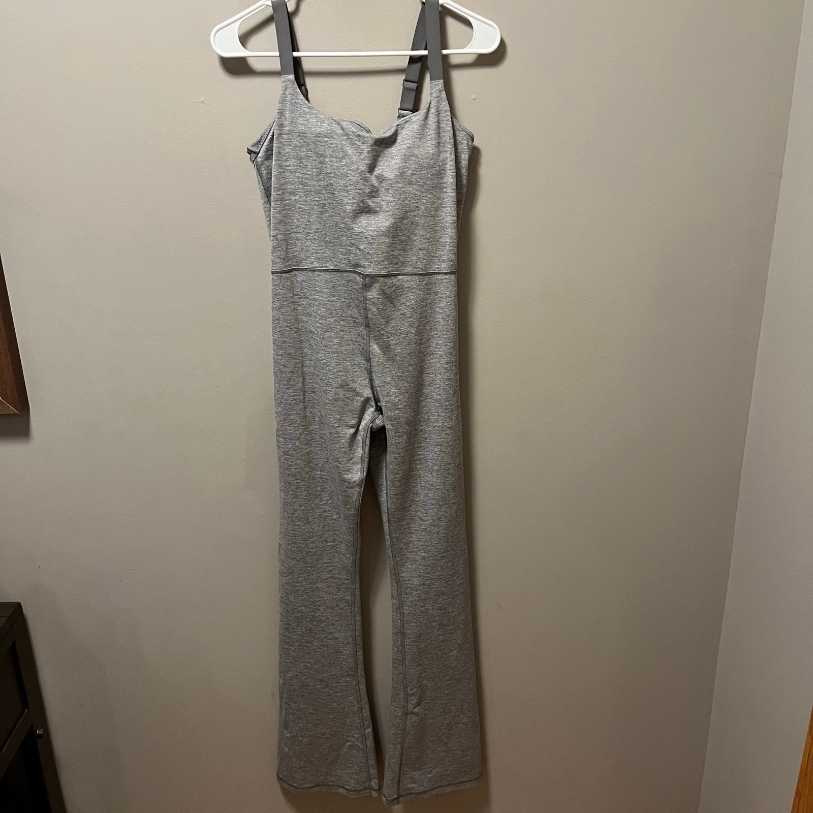 Offline By Aerie The Hugger Bootcut Jumpsuit Size Medium Long Inseam Gray