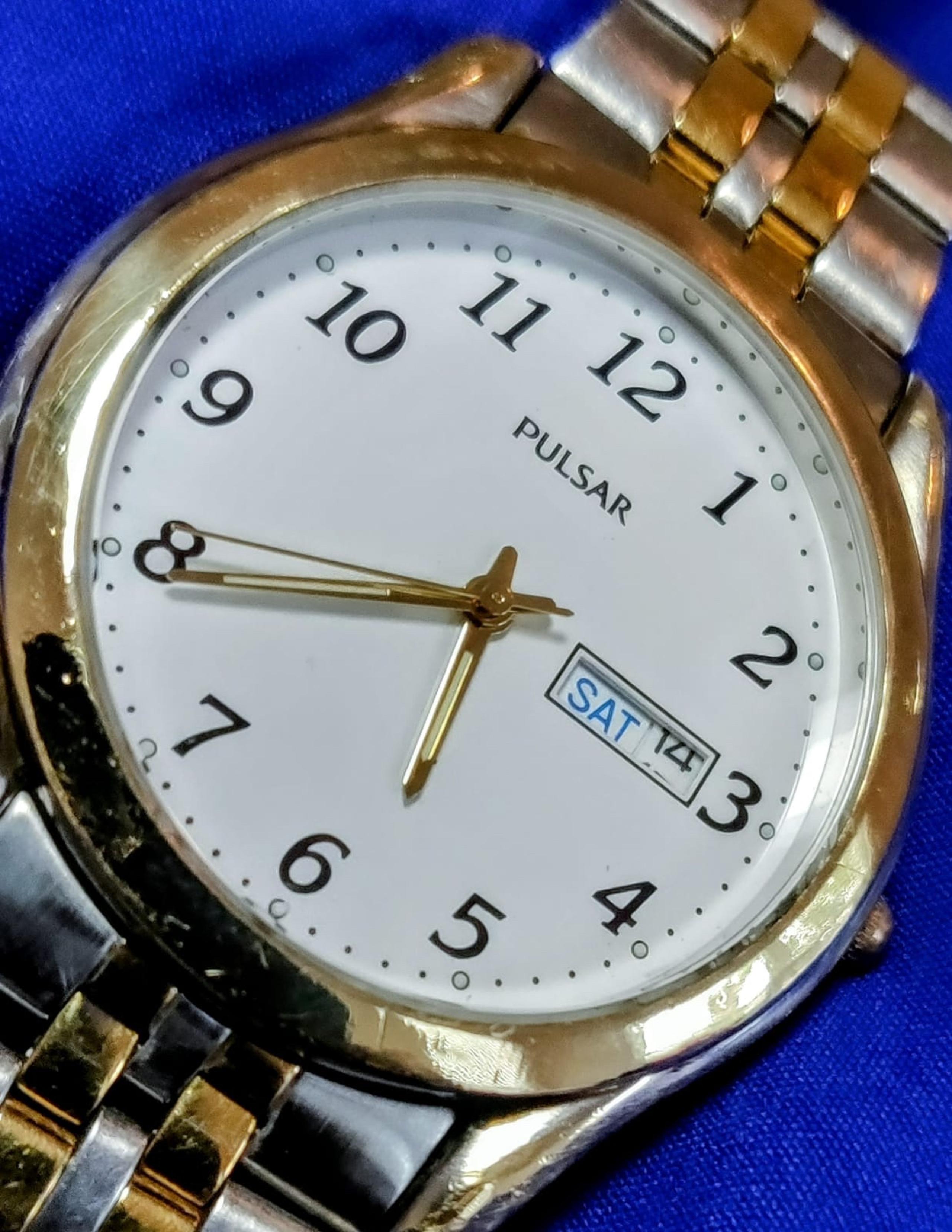 Pulsar by Seiko Vintage Day Date 2 Tone Classic Men's Watch