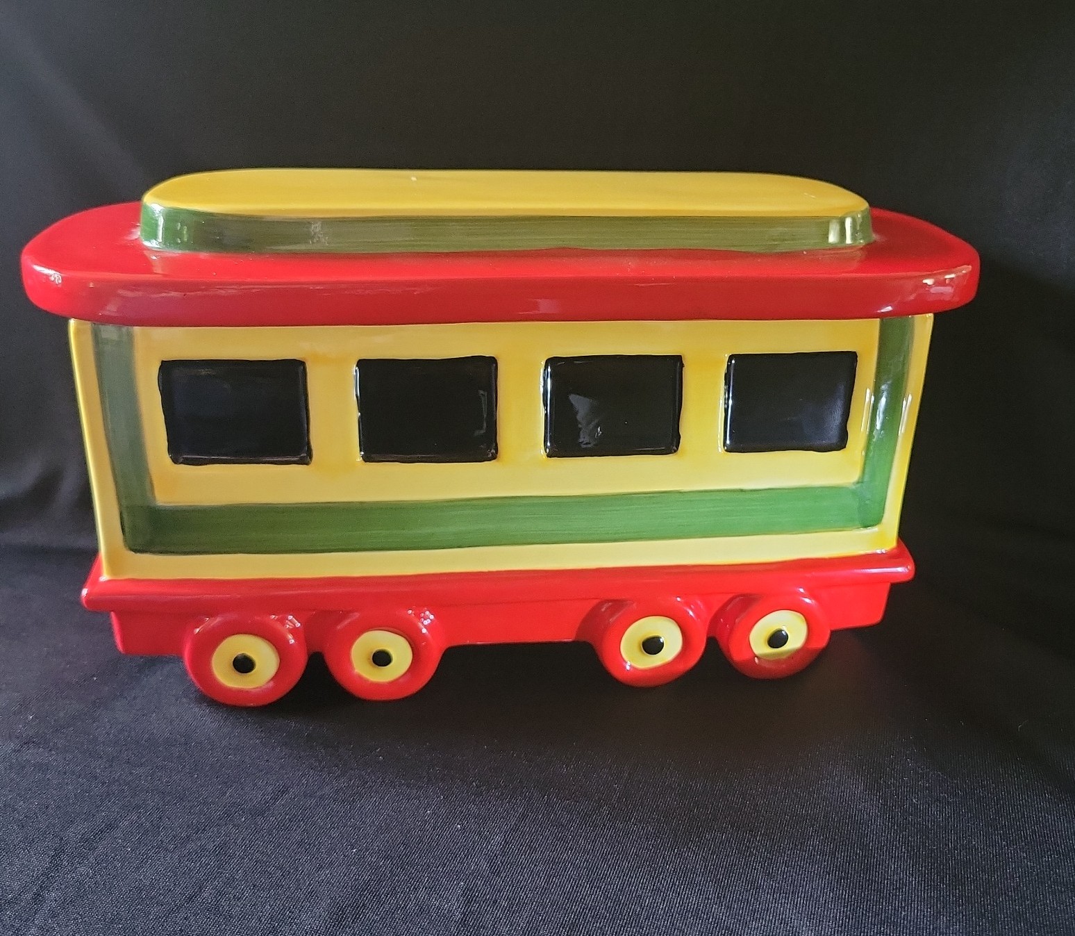 Vintage Phaltzgraff Christmas Heritage Train Car.