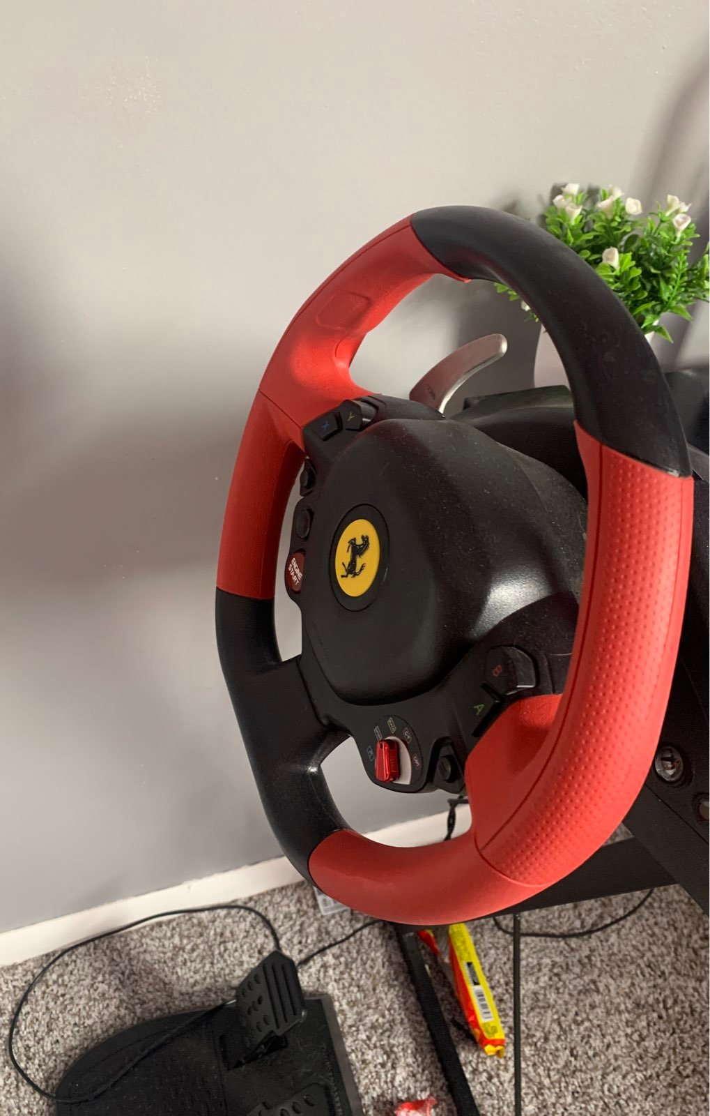 Thrustmaster racing wheel for xbox/ps4