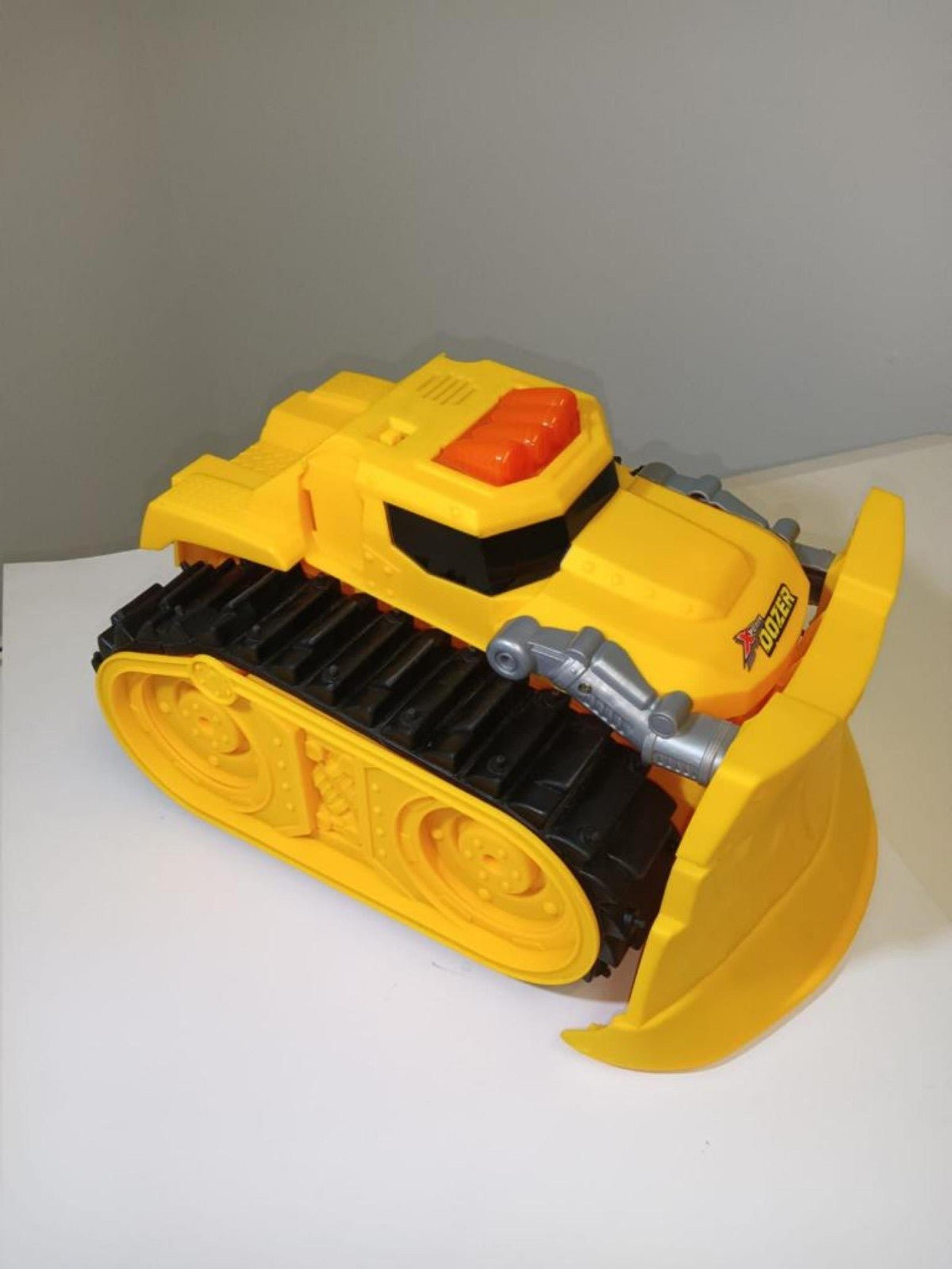 *Xtreme Power Dozer Tractor Kids heavy
