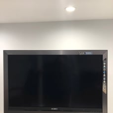SONY TV 40 inches screen