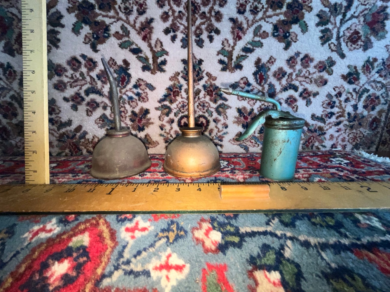 Vintage Eagle Oil Can & Miscellaneous Oil Cans