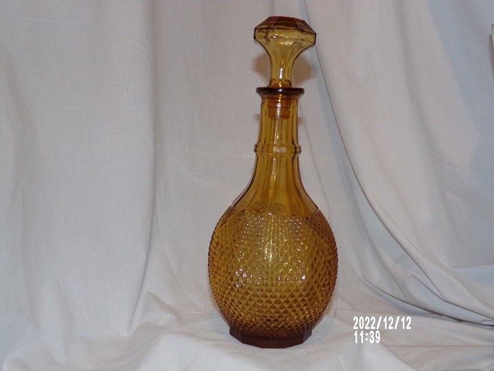 Vintage Italian Decanter Genie Bottle Amber Dimond Design Like New