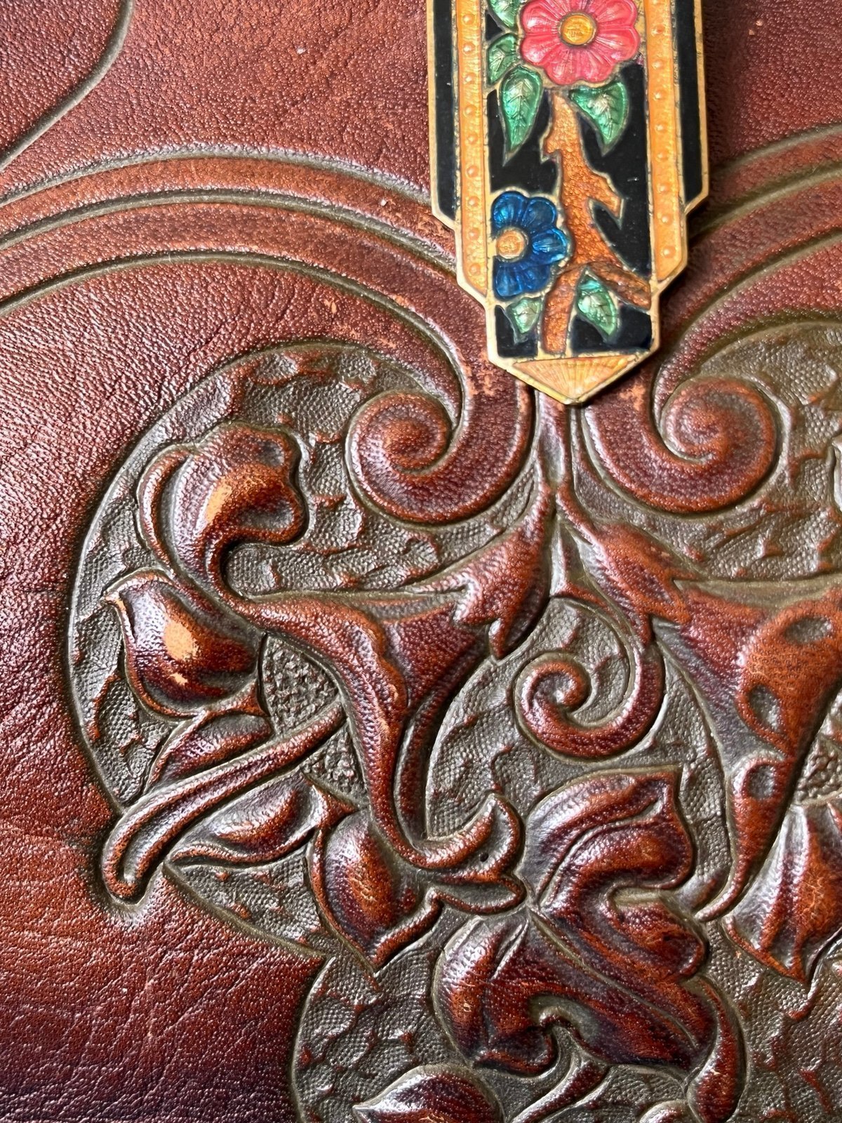 Rare Antique 1915 JEMCO Leather Embossed Purse with Lacquered Enamel Accents