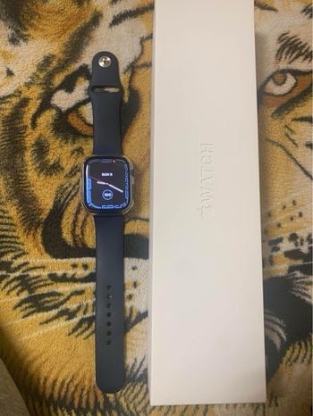 Apple Watch Series 7 45mm Gps Perfect Condition With Box and charger