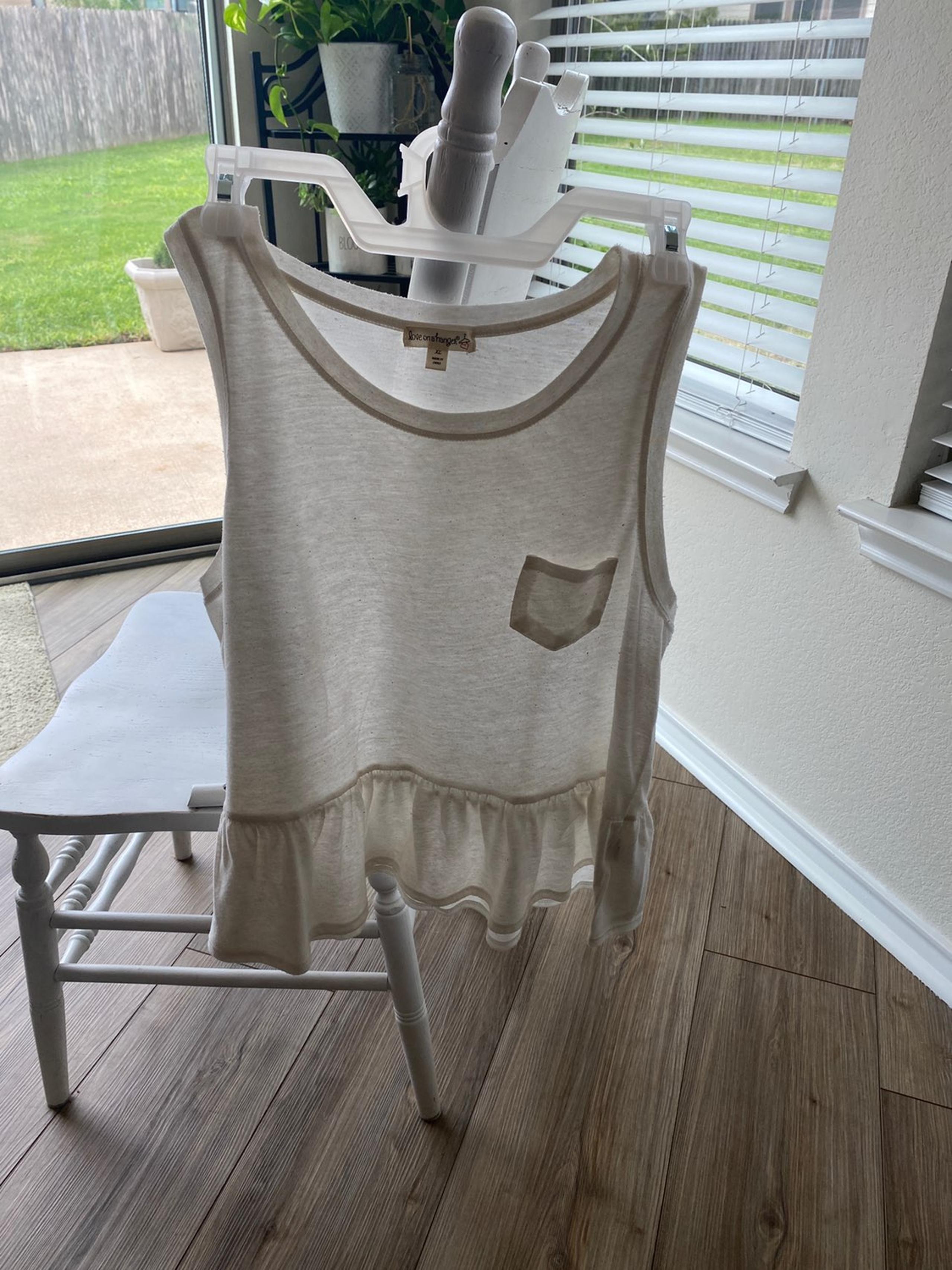 Womens XL love on a hangar tank top