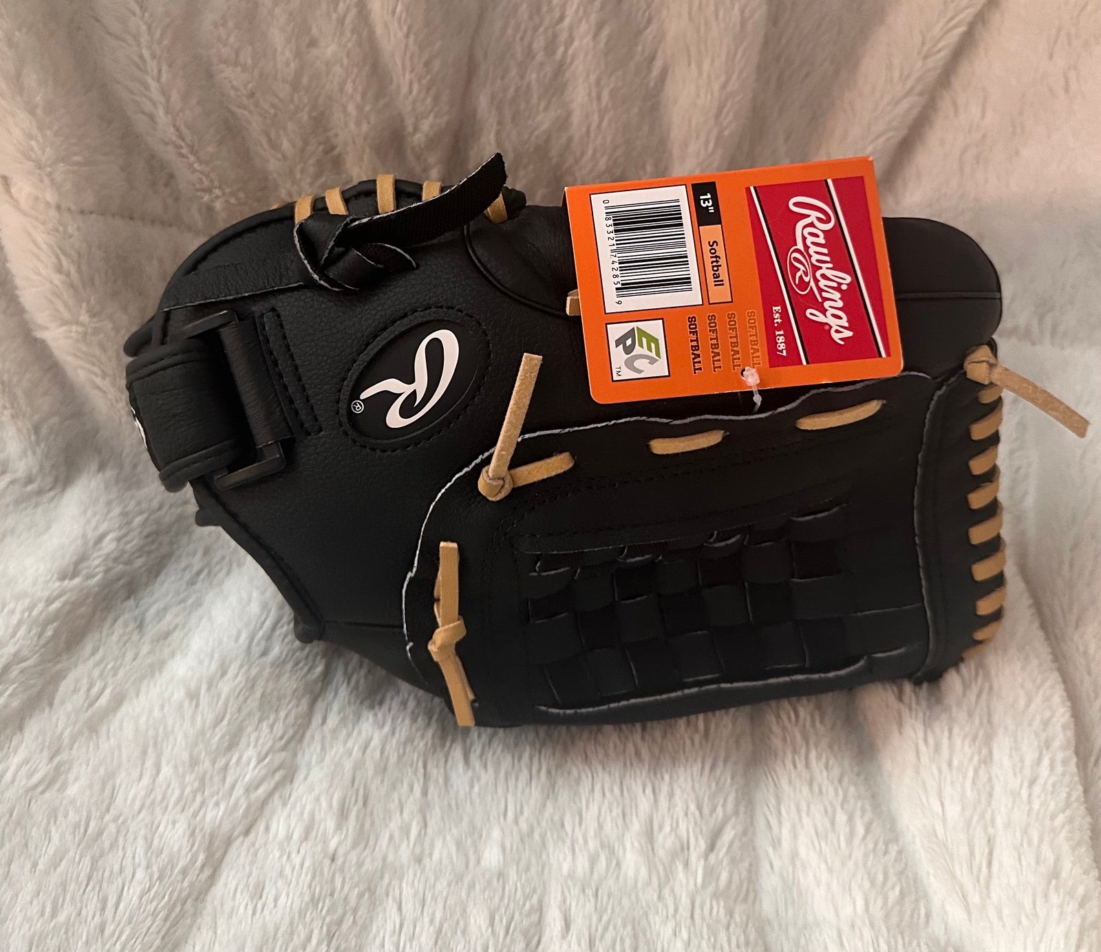 Rawlings 13 inch lefty softball glove