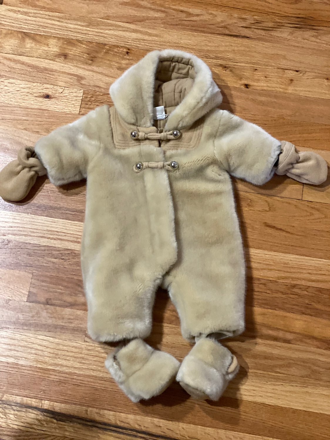 Chloe baby beige fur snowsuit