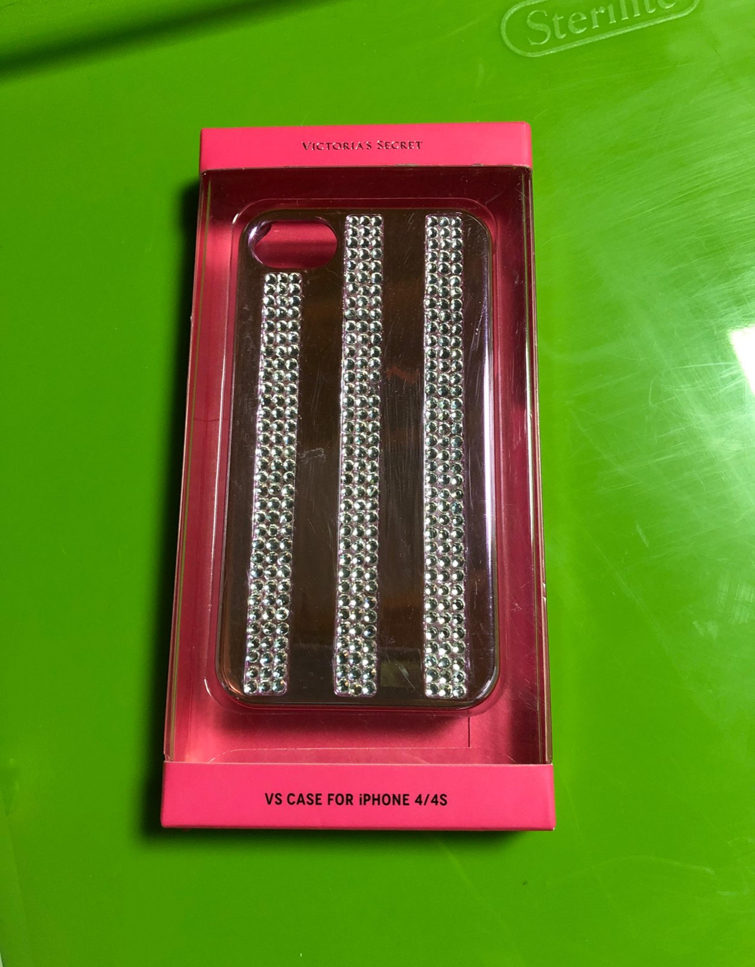 Victoria's Secret iPhone 4/4s Case Cover