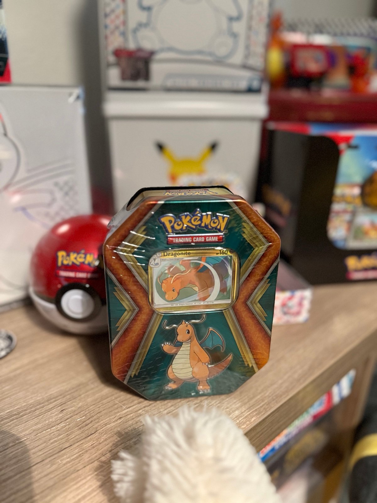 Pokémon dragonite tin- sword and shield era