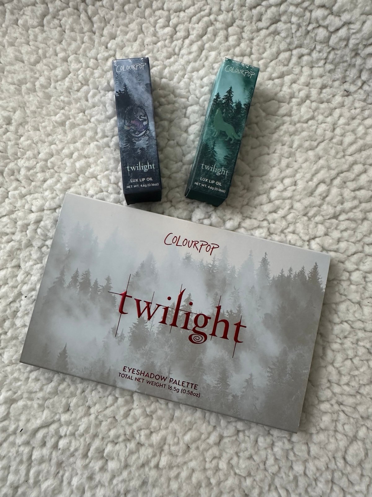 Twilight x Colourpop Make Up