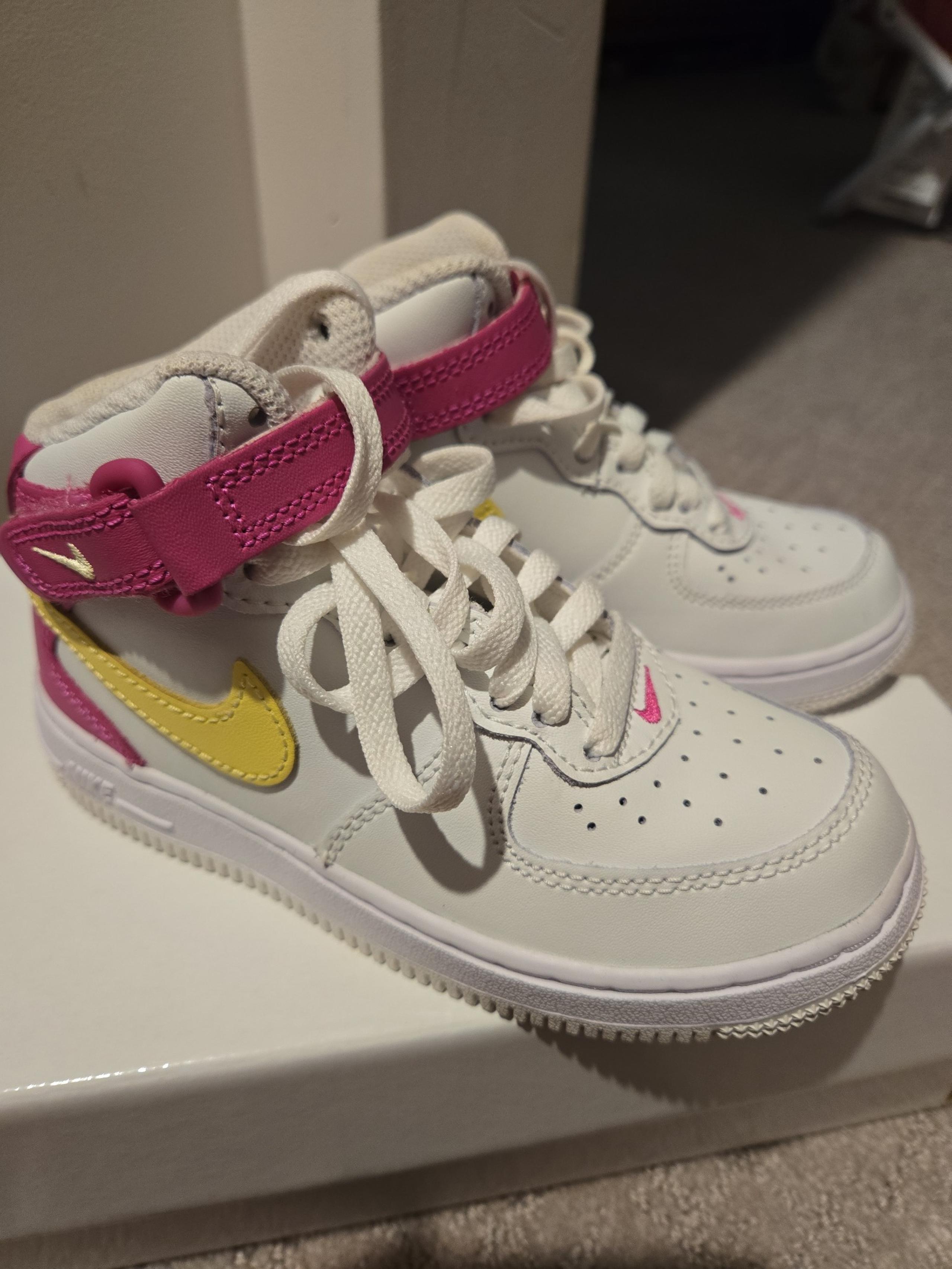 Nike