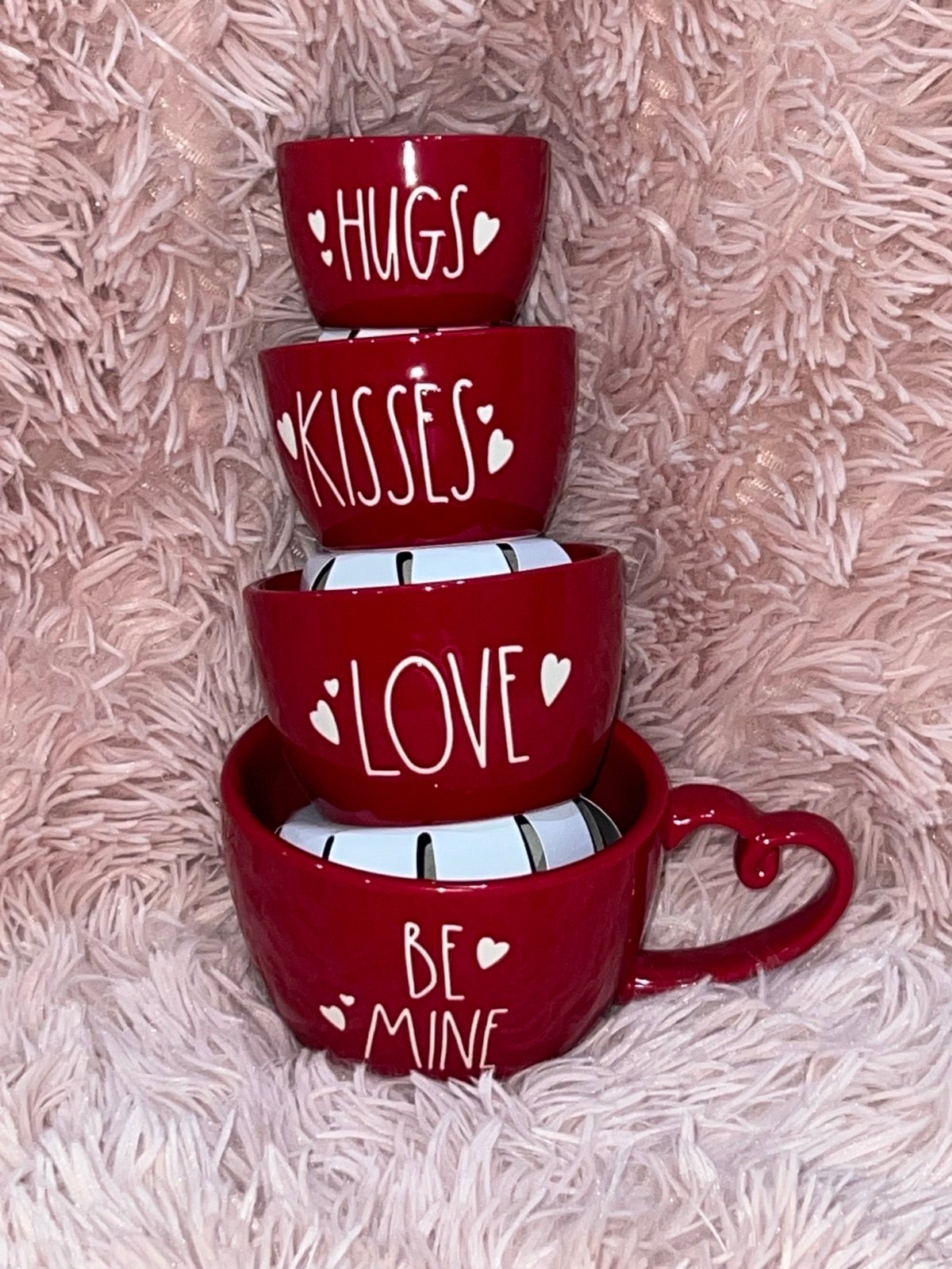Rae Dunn Valentine’s Day measuring cups