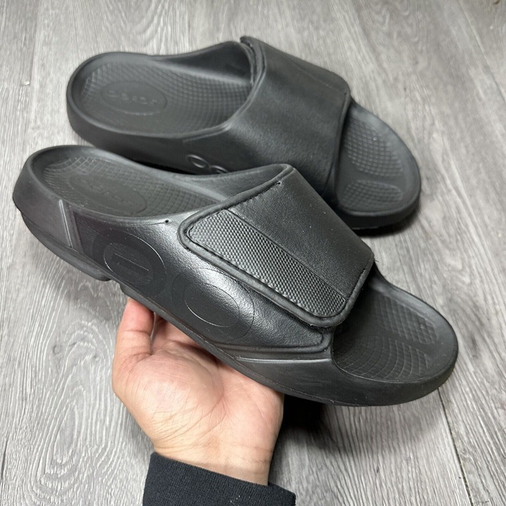 Oofos Ooahh Sport Flex Mens 11 Black Rubber Recovery Adjustable Slide Sandals