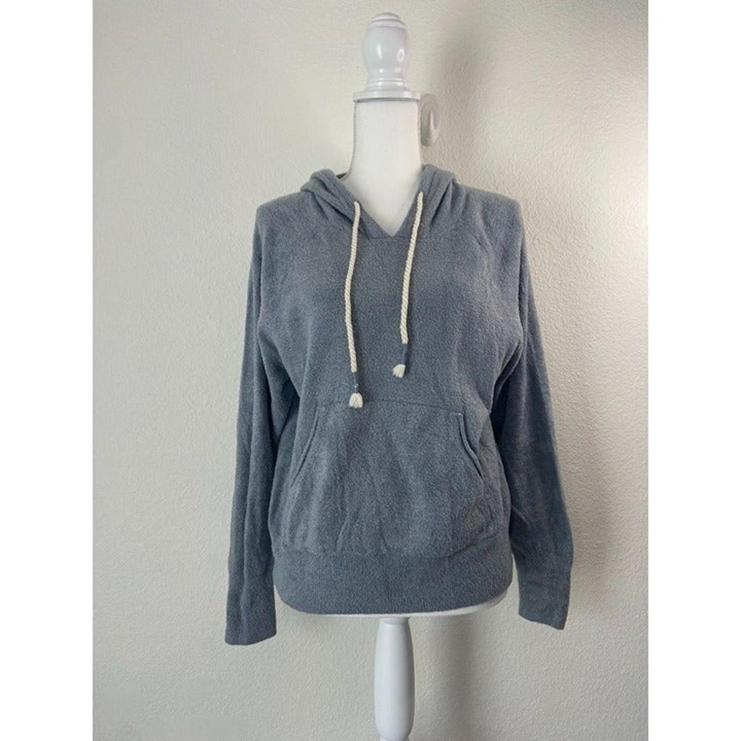 Young, Fabulous, & Broke women's small grey fuzzy hooded pullover sweatshirt