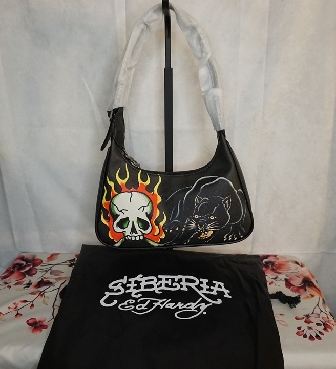 NWOT Ed Hardy Siberia Hills Skull and Panther black Shoulder Bag