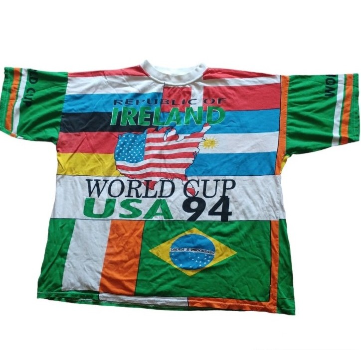 Vintage AOP World Cup USA 94 Republic of Ireland Mens Large Tshirt 1994 Football