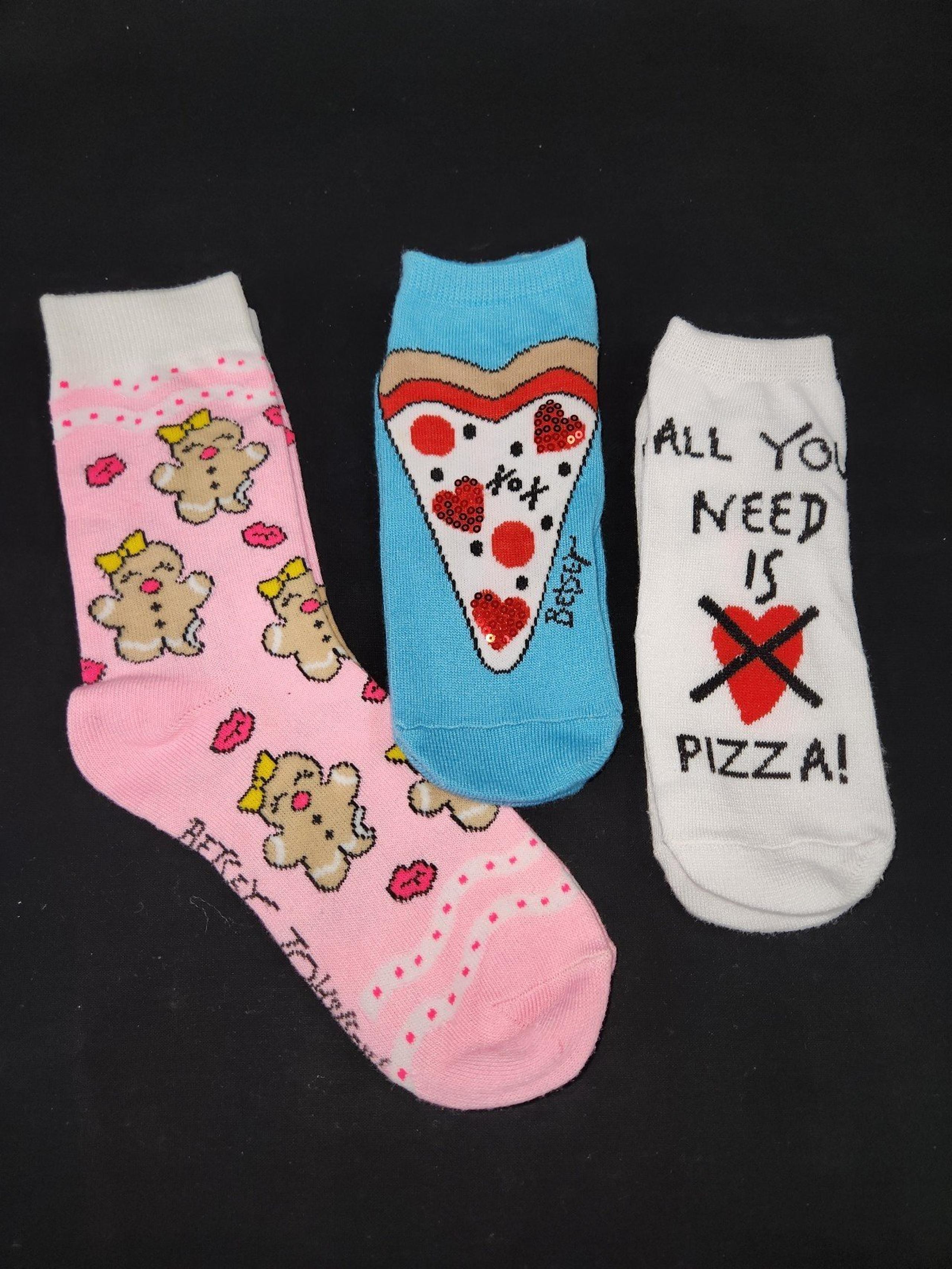 Betsy Johnson Women's Socks NWOT Pizza Gingerbread pink