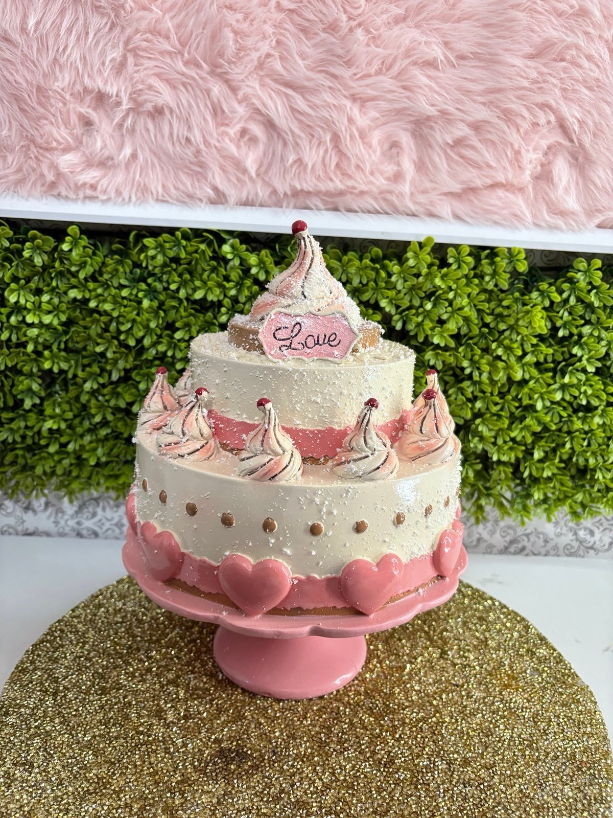 Valentine cake decor