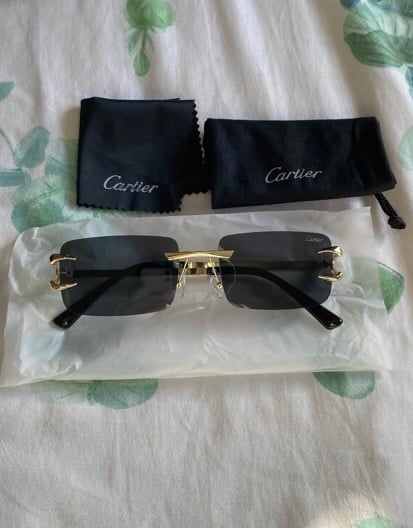 Cartier sunglasses black (authentic)