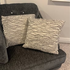 Set of 2 Martha Stweart Pillow Cases