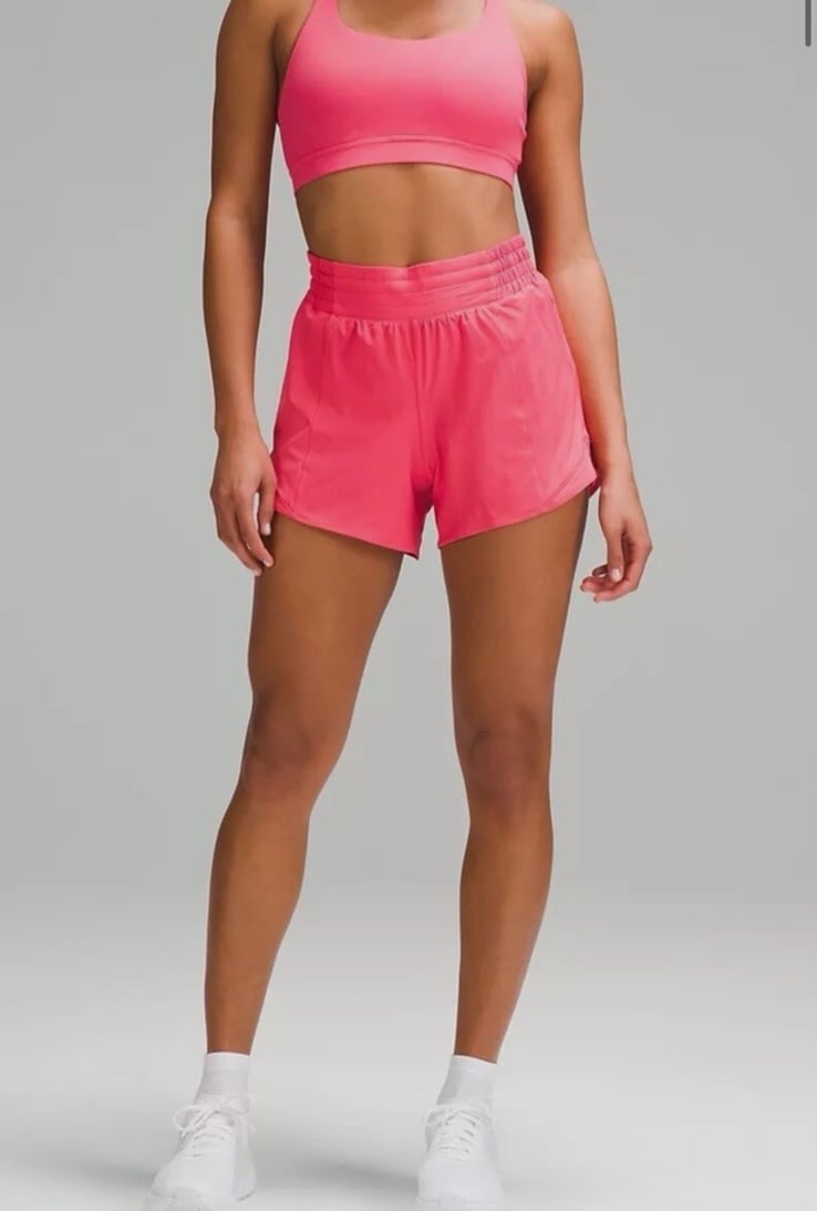 NWT Lululemon Hotty Hot High-Rise Lined Short 4'!