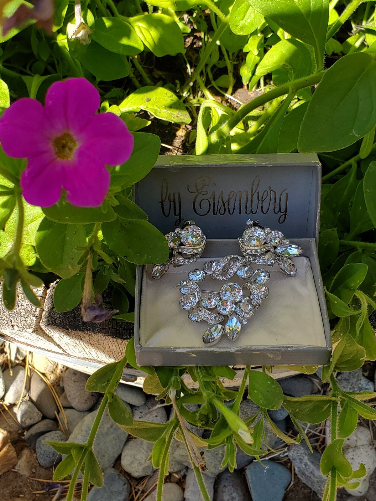 Eisenberg Brooch And Earrings Set