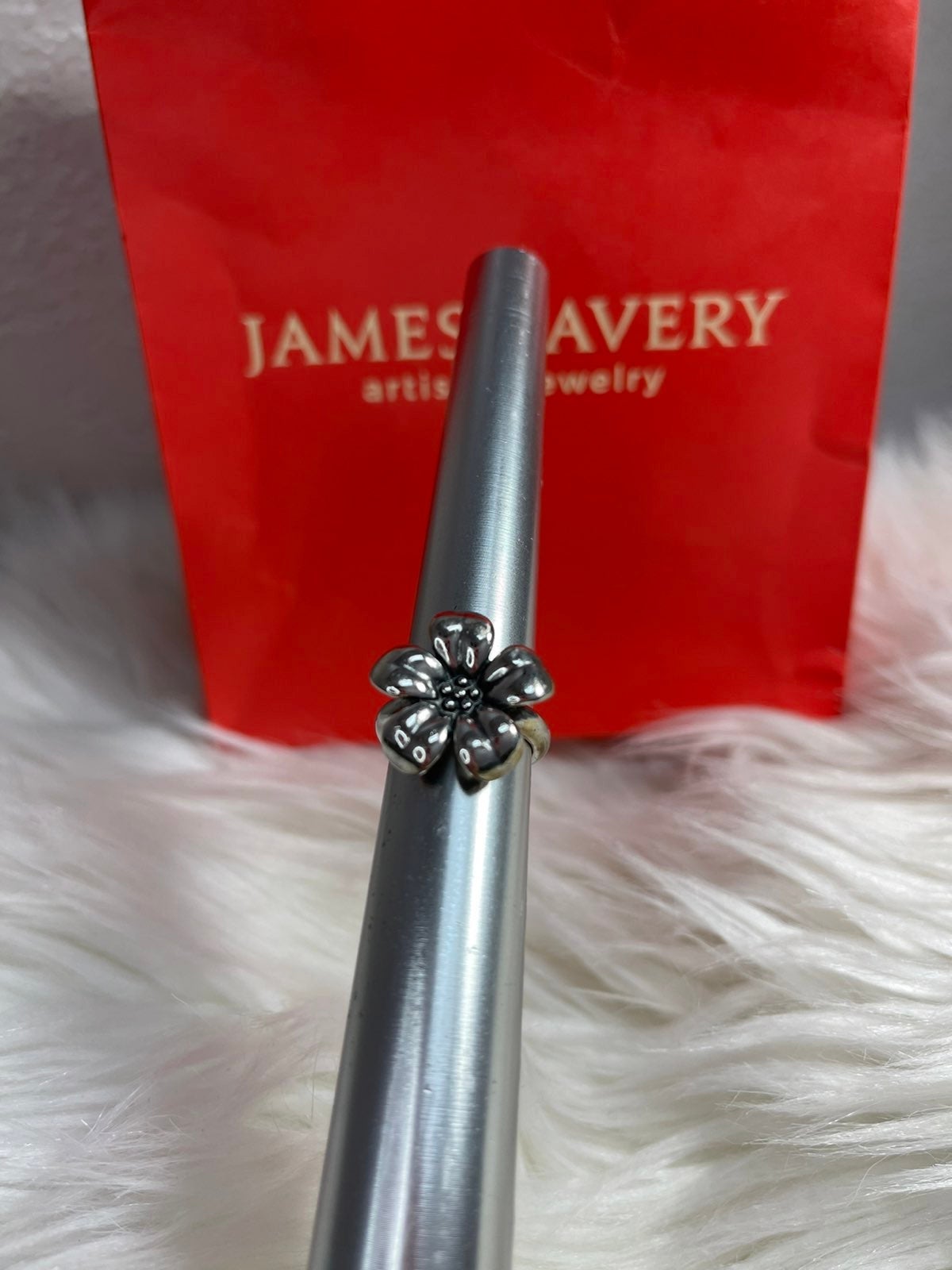 James Avery Retired April Flower Ring,Size 5.75
