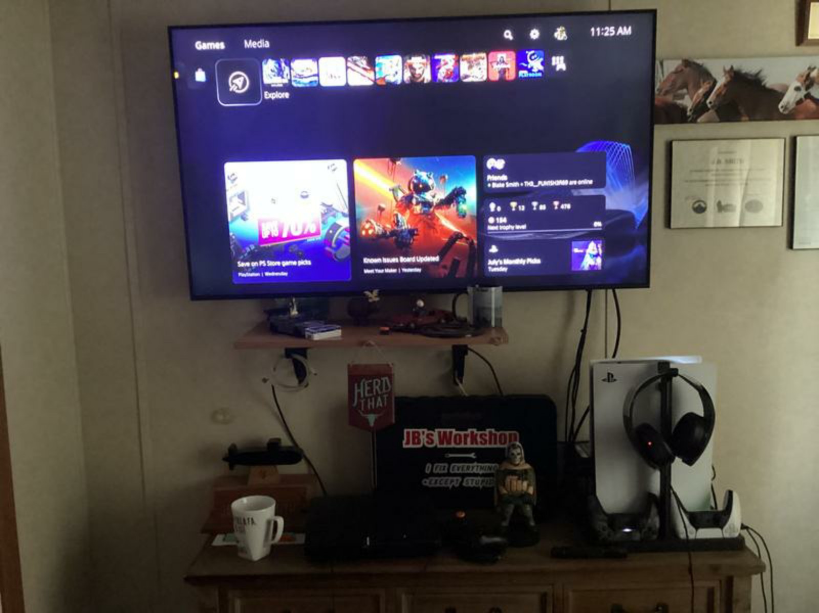 SAMSUNG 70 Class CU7000 Crystal UHD 4K Smart TV