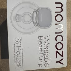 Momcozy